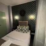 Astrid Otel