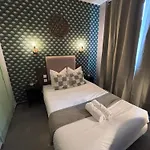 Otel Astrid 2*